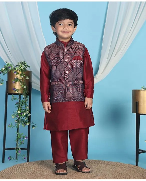P-MARK Silk Woven Full Sleeves Solid Kurta Pant With Abstract Embroidered Jacket Set - Maroon